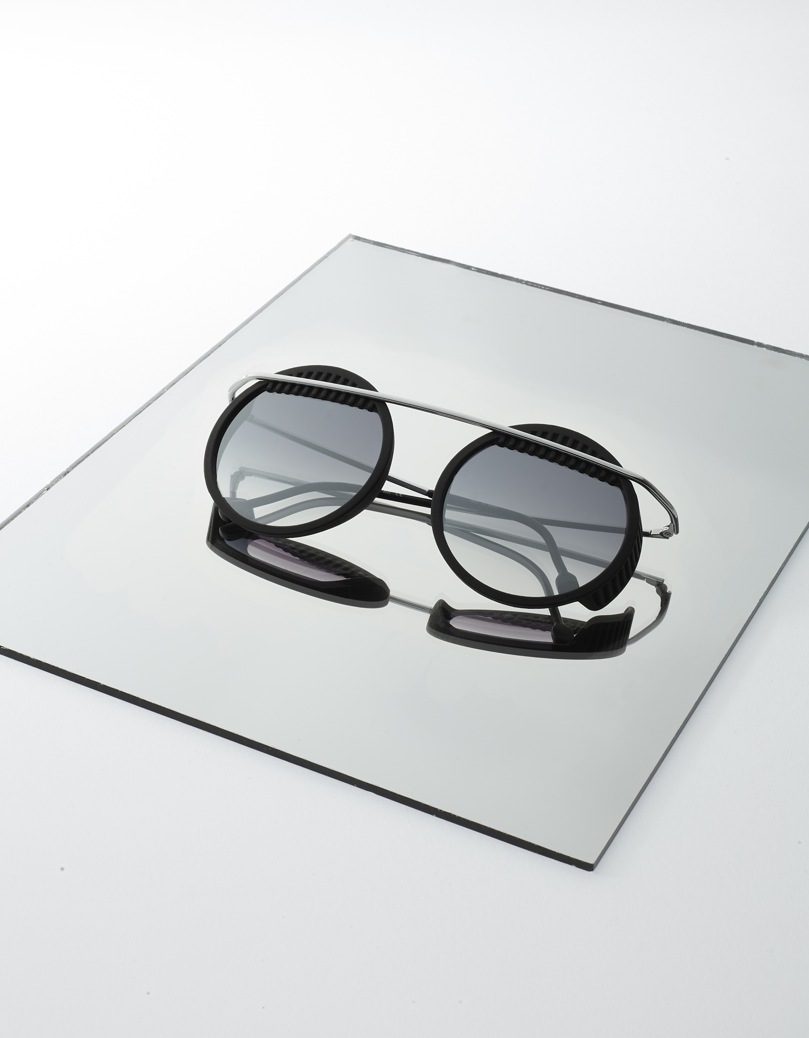 Neubau eyewear sun walter wassily titanium 3 D printed